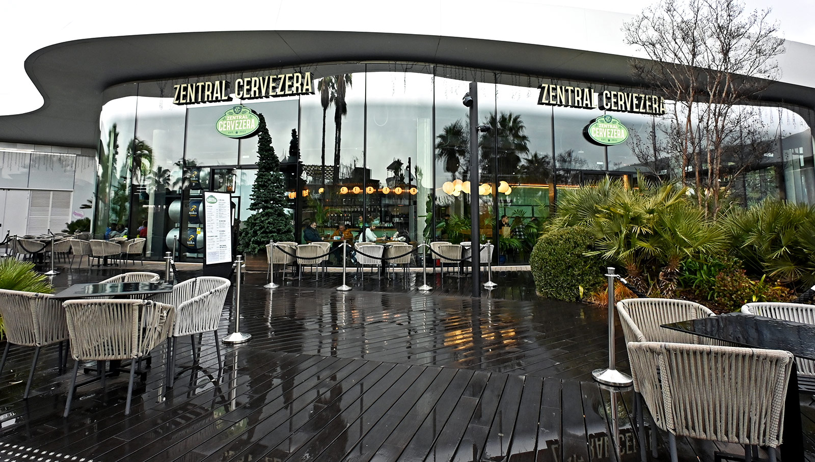 Zentral Cervecera - Exterior